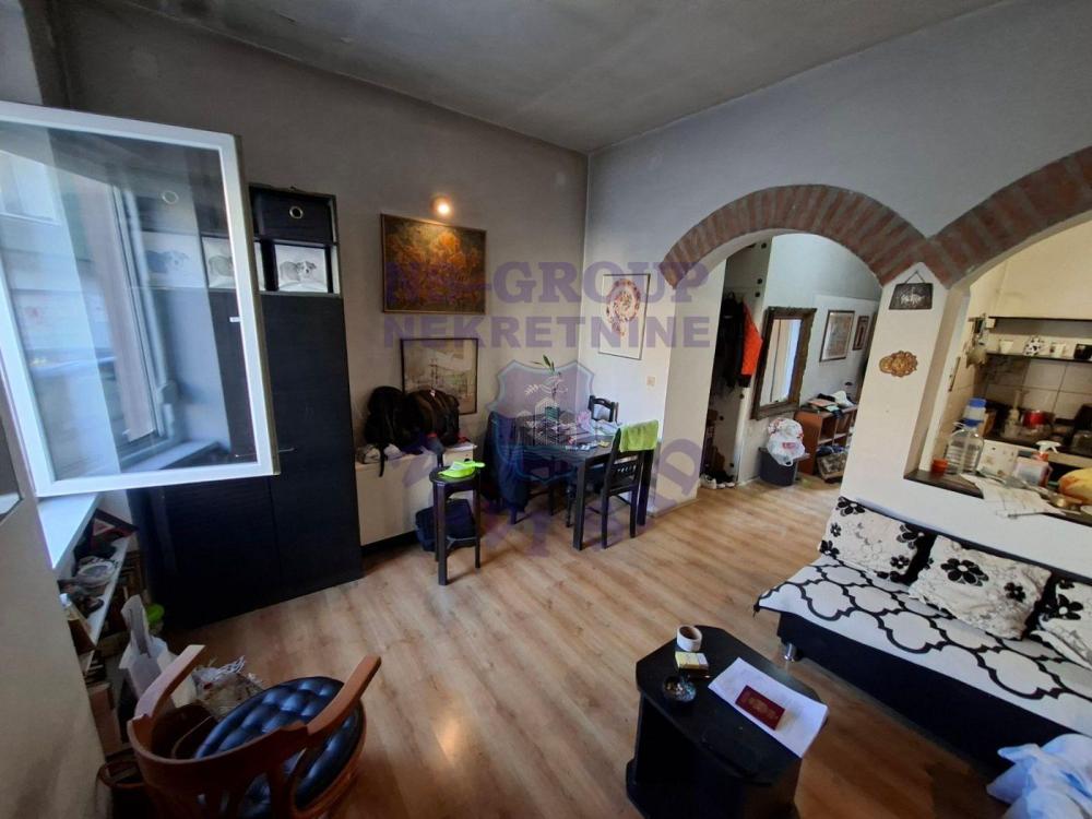 Slika 3 - Odličan dvorišni stan na Podbari!