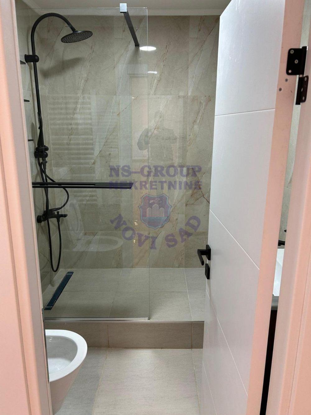 Slika 6 - Trosoban, 85m2, Liman 4 Novi Sad, ima lift