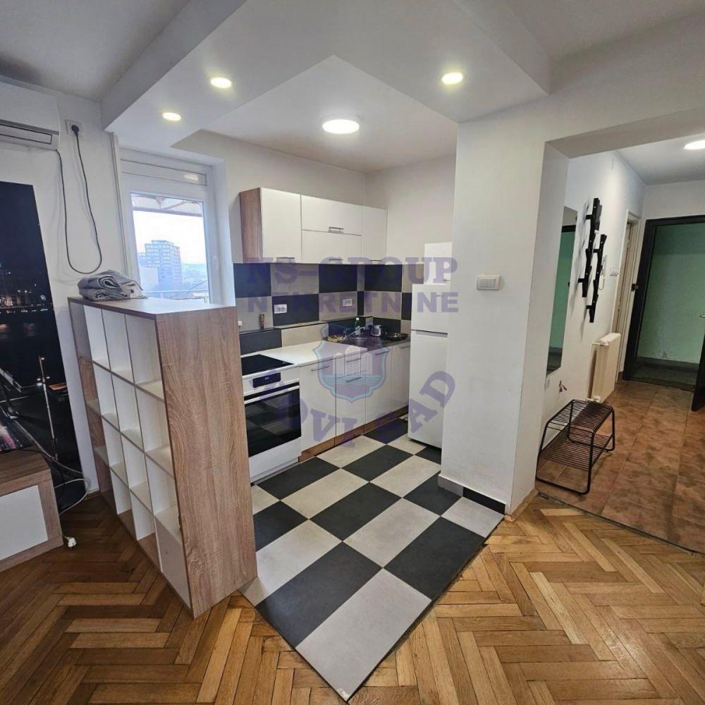 Slika 3 - Odlican dvosoban stan u samom centru grada!