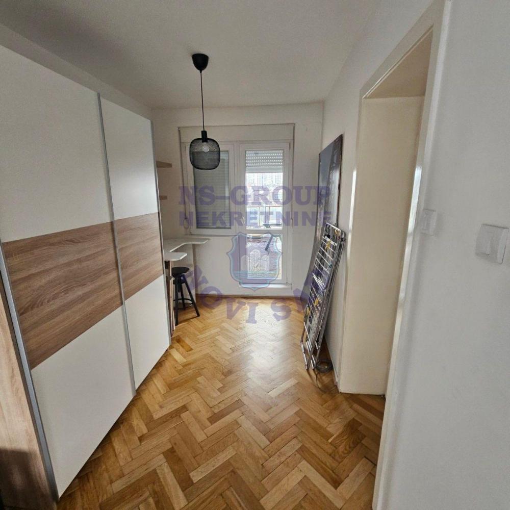 Slika 4 - Odlican dvosoban stan u samom centru grada!