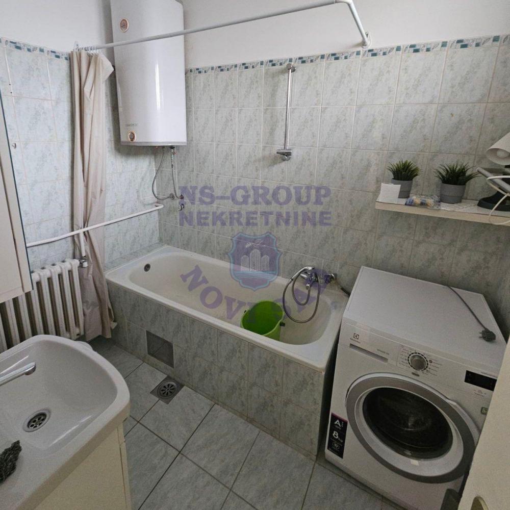 Slika 7 - Odlican dvosoban stan u samom centru grada!