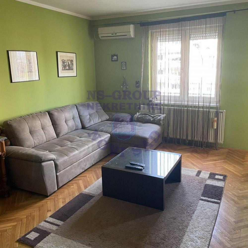 Glavna slika -Dvosoban, 40m2, Sajmište Novi Sad, sa terasom, ima lift