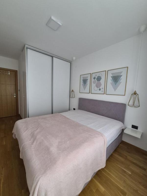 Slika 11 - Trosoban stan, Sajam kompleks