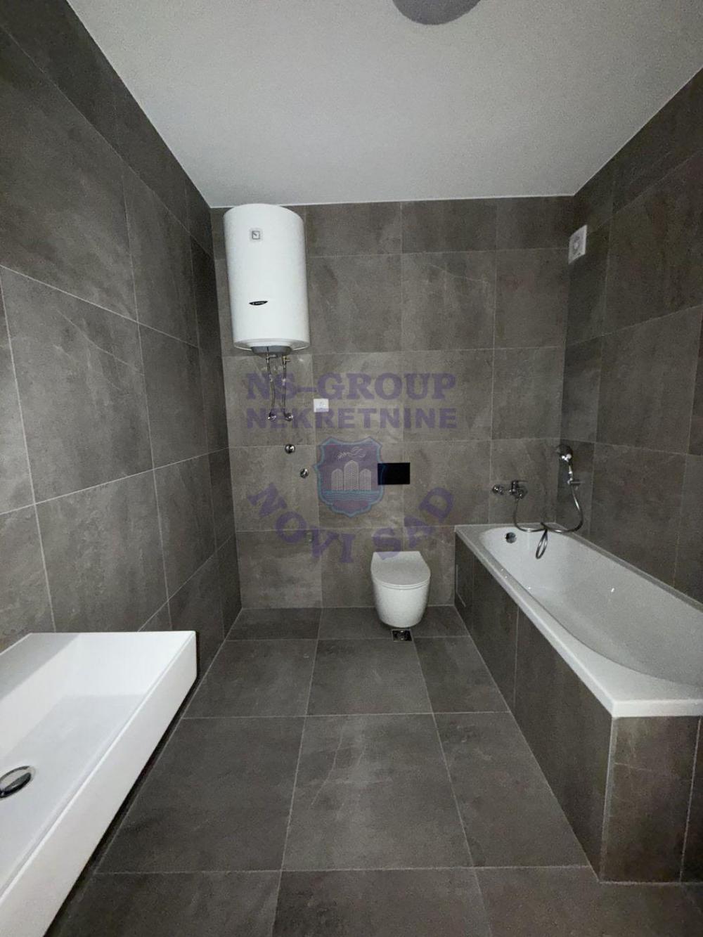 Slika 7 - Trosoban stan na Somborskom bulevaru