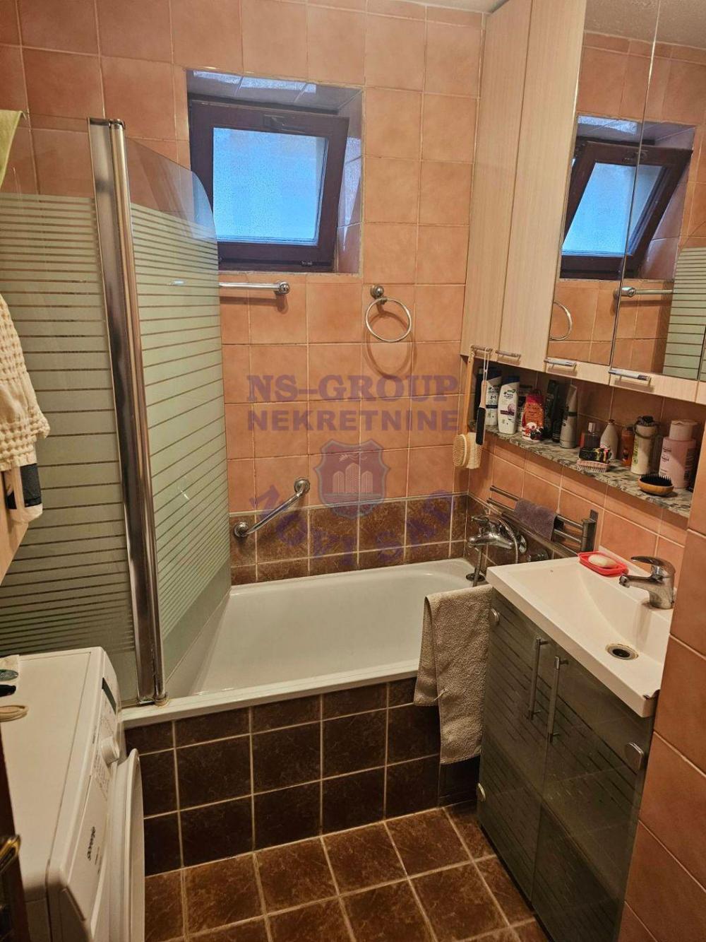 Slika 6 - Komforan trosoban na top lokaciji!