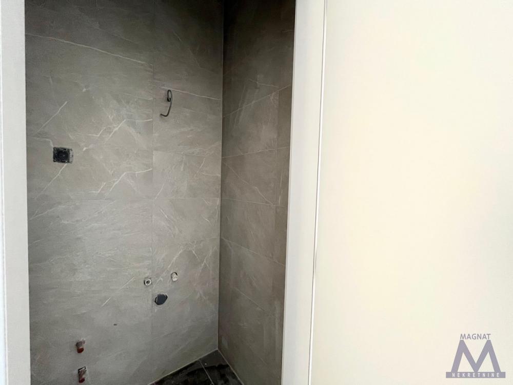 Slika 8 - Stan,PETROVARADIN,TRANDŽAMENT,kv: 78, € 227000, ID: 1019332