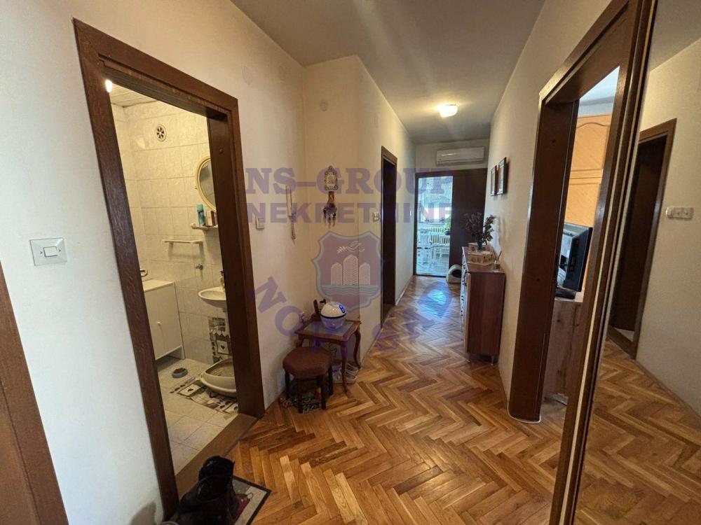 Slika 11 - Dvoiposoban stan na staroj detelinari