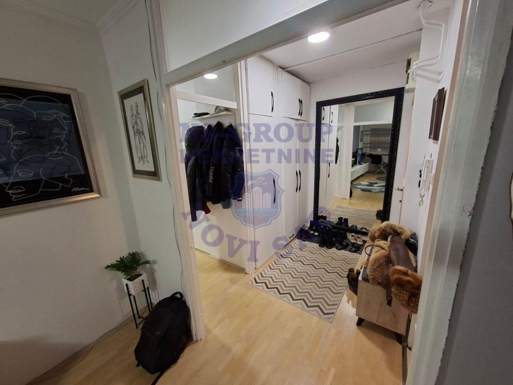 Slika 2 - Odlican troiposoban stan na Limanu 2 !