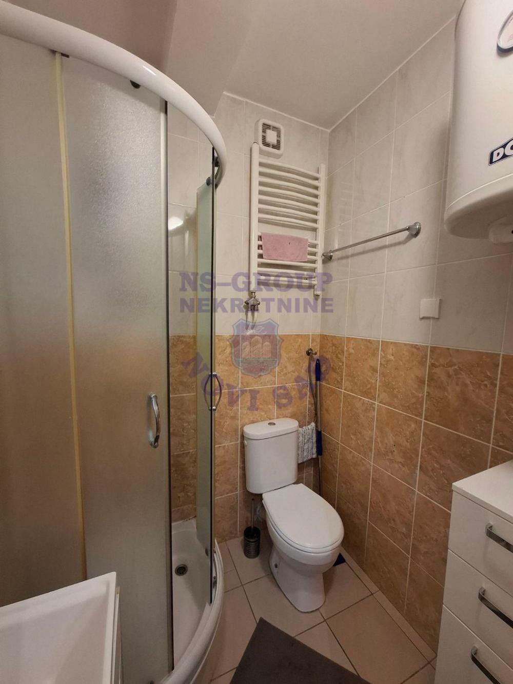 Slika 4 - Prodaja stana, 25m2, Riblja pijaca Novi Sad