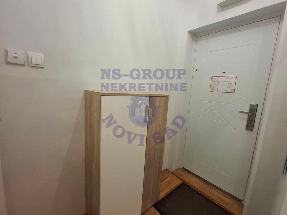 Glavna slika -Prodaja stana, 25m2, Riblja pijaca Novi Sad