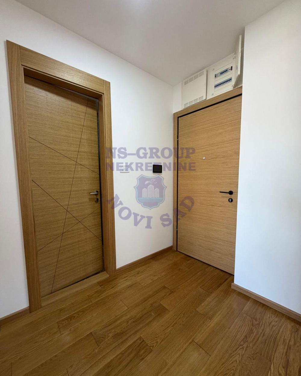 Slika 5 - Trosoban, 58m2, Bulevar oslobođenja Novi Sad