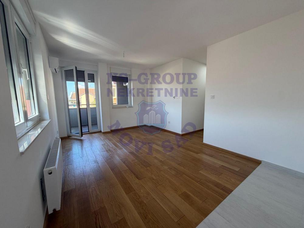 Glavna slika -Trosoban, 58m2, Bulevar oslobođenja Novi Sad