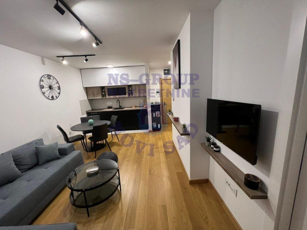 Slika 2 - Odičan dvosoban stan kod Železničke stanice!