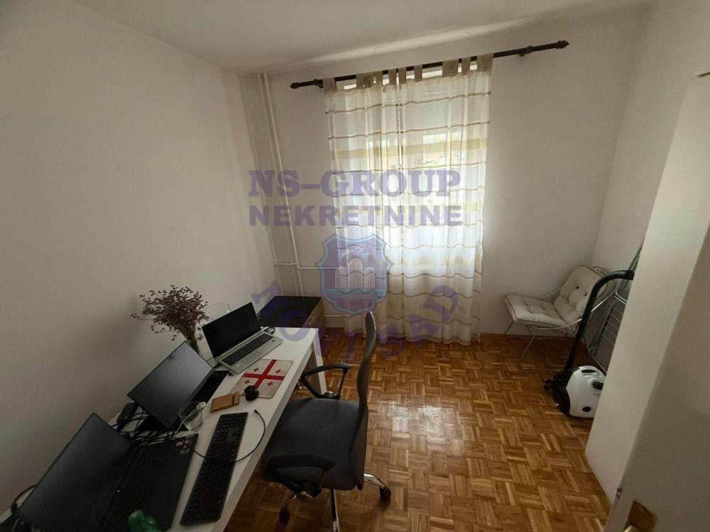 Slika 5 - Trosoban stan na Bulevaru