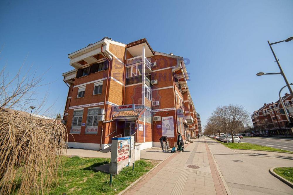 Glavna slika -SAMO KOD NAS! 86 m² PORODIČAN