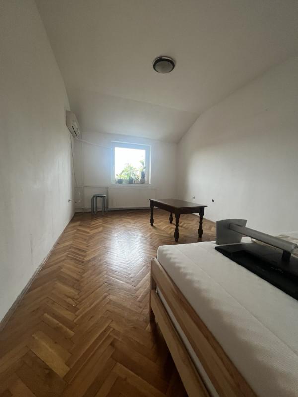 Glavna slika -Stan,NOVI SAD,BULEVAR,kv: 26.00, € 70000, ID: 1059351