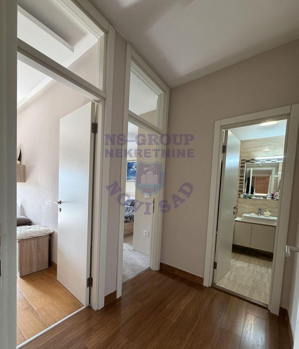 Slika 6 - Namešten trosoban stan sa pogledom na fantastičnoj lokaciji