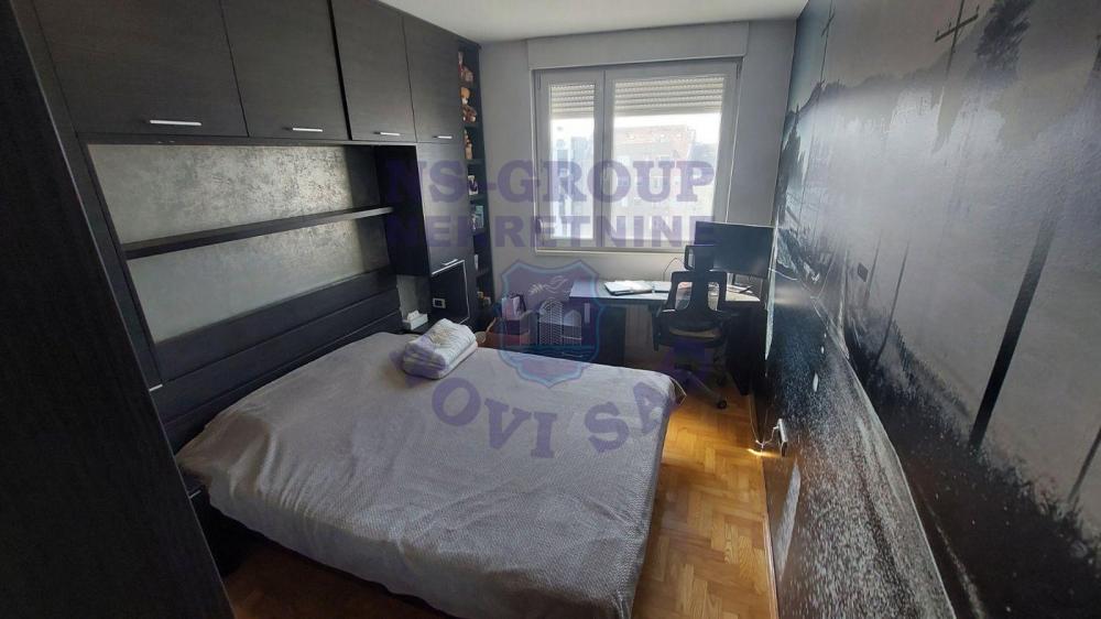 Slika 5 - Odličan dvosoban stan na Bulevaru Evrope! 