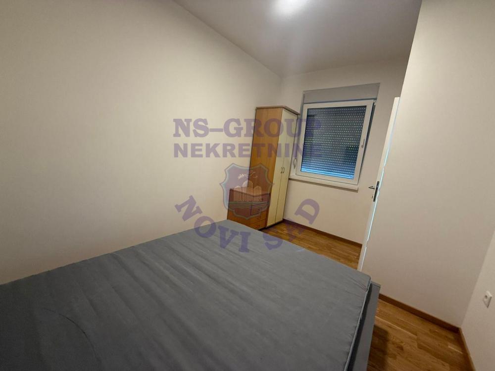 Slika 5 - Dvosoban, 44m2, Petrovaradin Novi Sad, ima lift