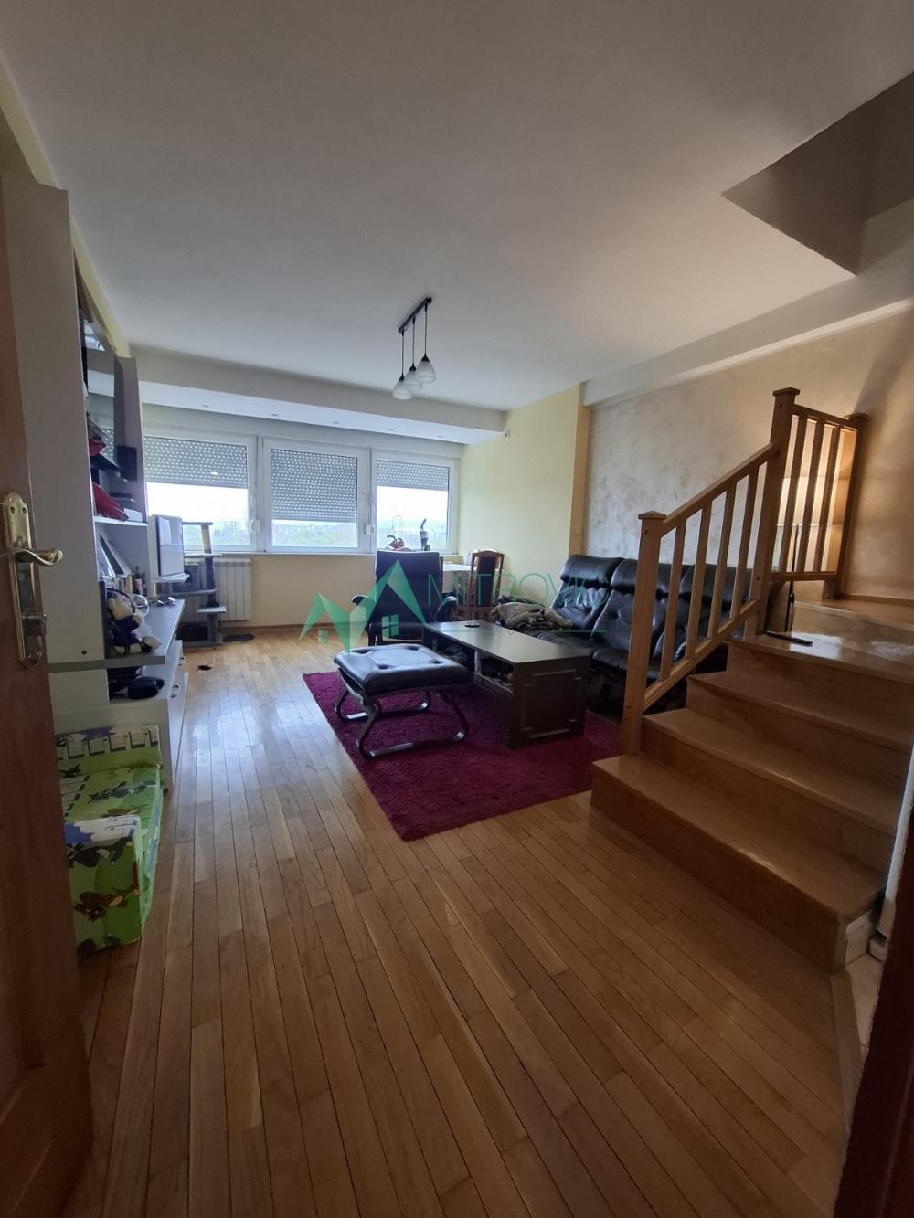 Glavna slika -Prodaje se dupleks na odličnoj lokaciji 