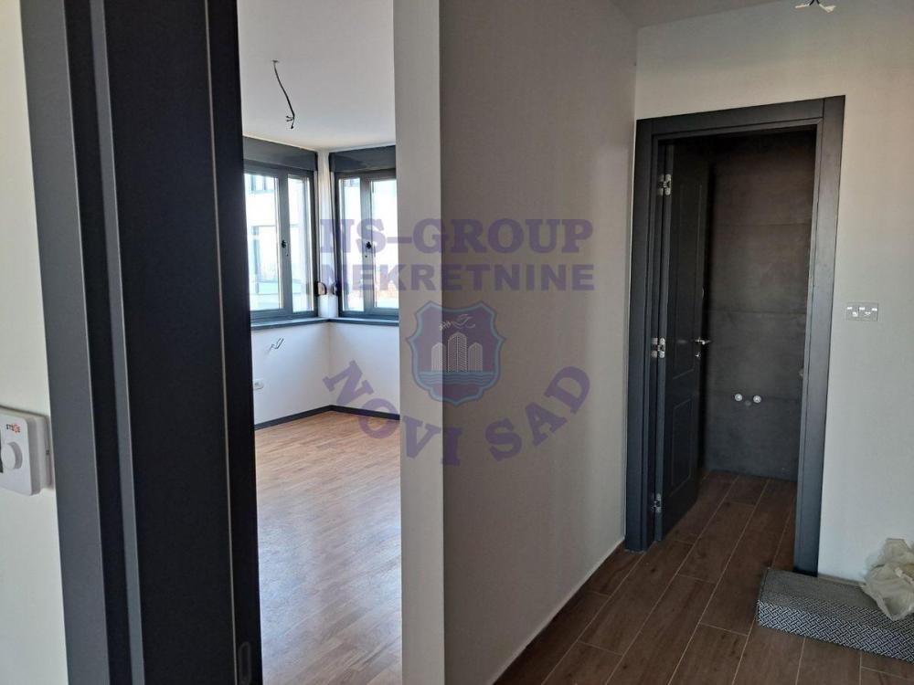 Slika 3 - Četvorosoban, 151m2, Popovica Novi Sad, sa terasom