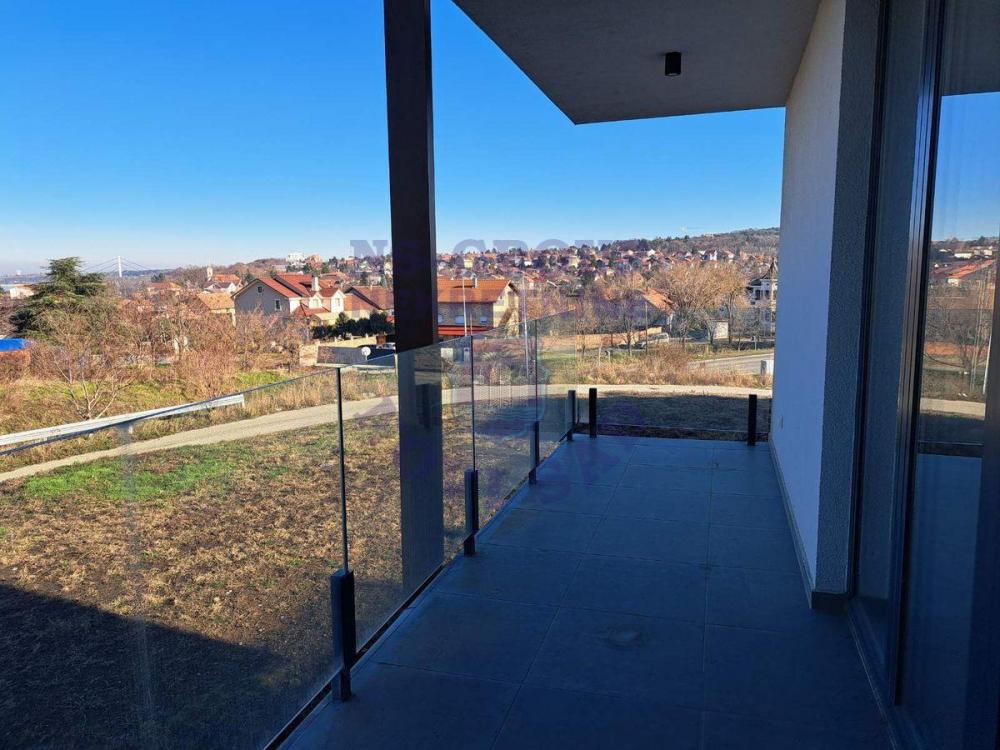 Slika 5 - Četvorosoban, 151m2, Popovica Novi Sad, sa terasom