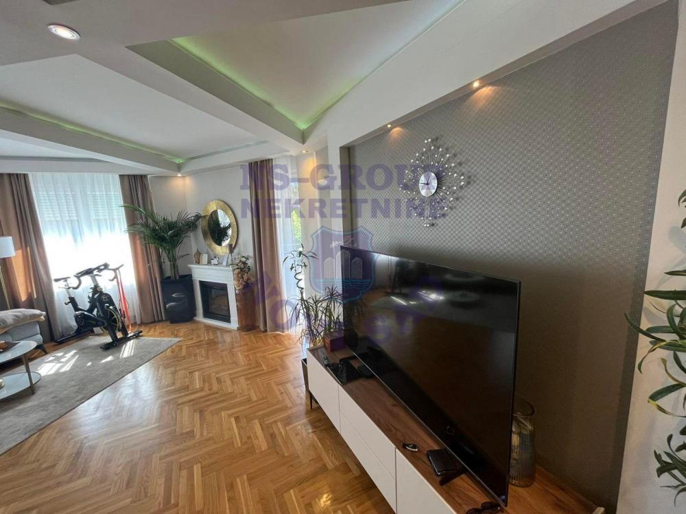 Slika 1 - Odlican trosoban stan na Bulevaru patrijarha Pavla!