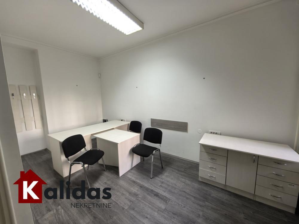 Glavna slika -Stan,NOVI SAD,CENTAR,kv: 29, € 82400, ID: 1008712
