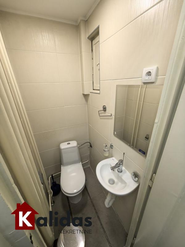 Slika 6 - Stan,NOVI SAD,CENTAR,kv: 29, € 82400, ID: 1008712