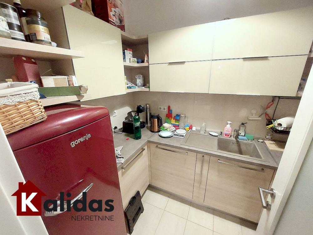 Slika 7 - Stan,NOVI SAD,LIMAN 3,kv: 56, € 177000, ID: 1006981