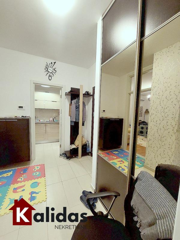 Slika 6 - Stan,NOVI SAD,LIMAN 3,kv: 56, € 177000, ID: 1006981