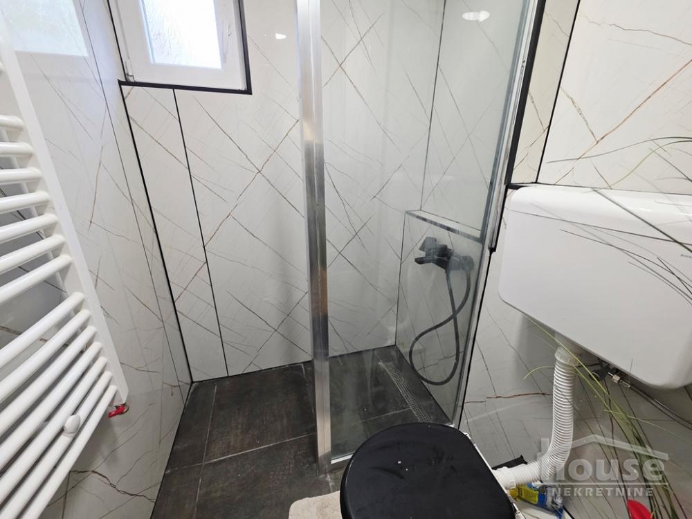 Slika 10 - Stan,NOVI SAD,CENTAR,kv: 27.00, € 110000, ID: 1064444