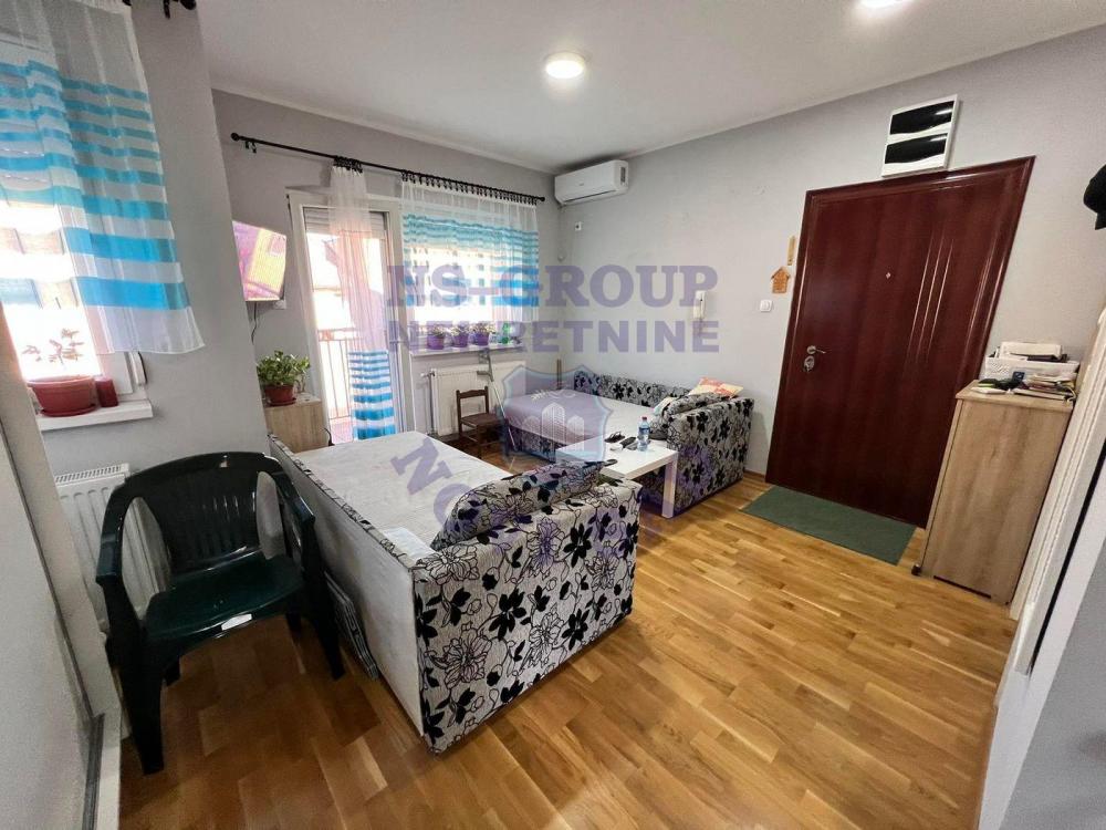 Slika 3 - Jednosoban, 29m2, Adice Novi Sad, sa terasom