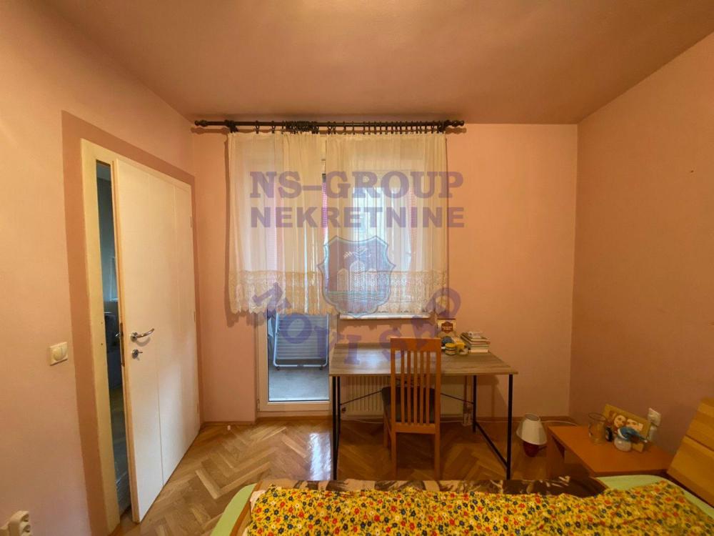 Slika 5 - Odlican dvoiposoban stan na Podbari!