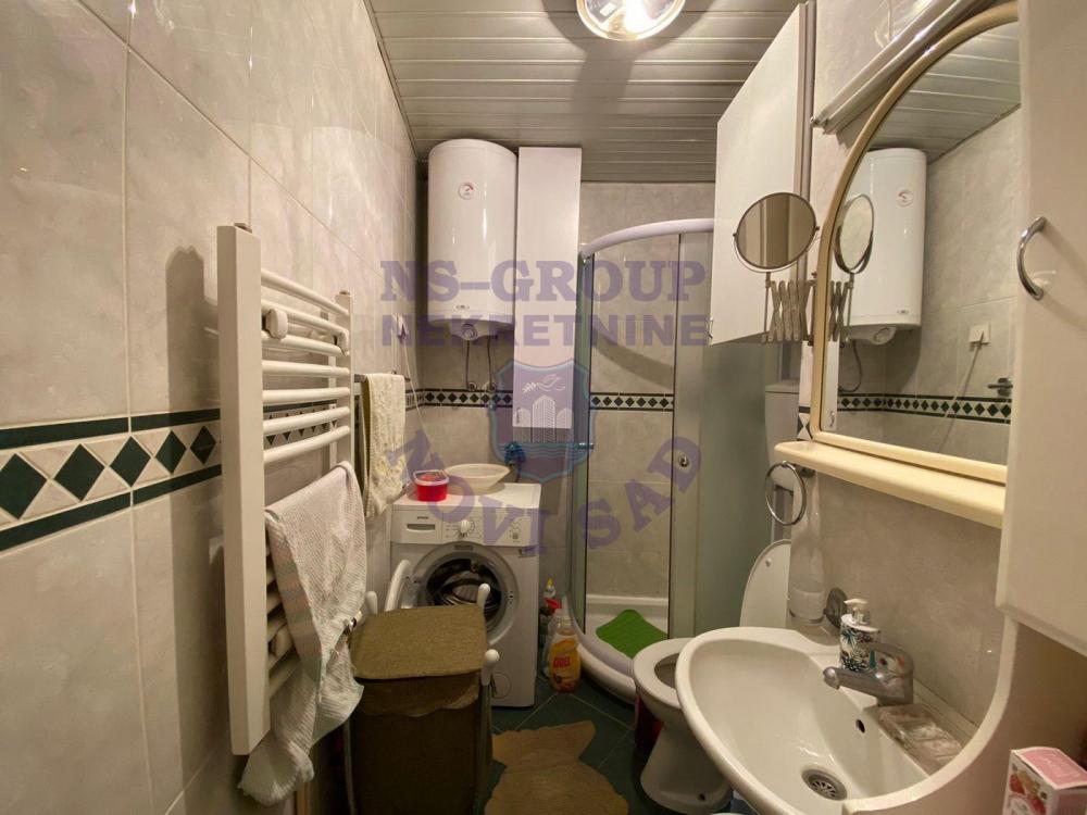 Slika 9 - Odlican dvoiposoban stan na Podbari!