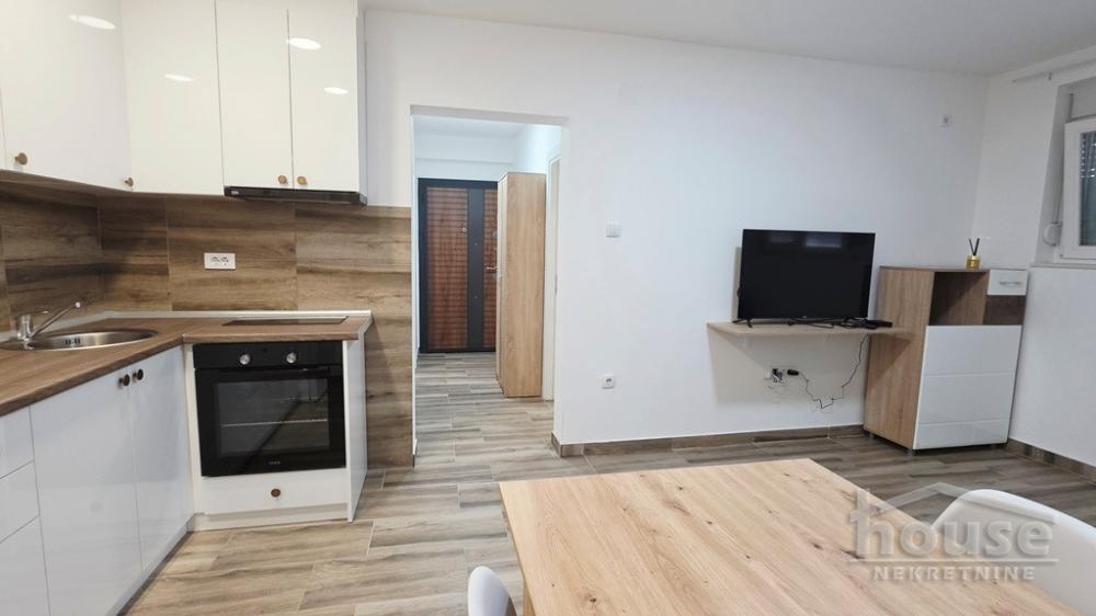 Slika 5 - Stan,NOVI SAD,ADICE,kv: 38.00, € 78000, ID: 1065679