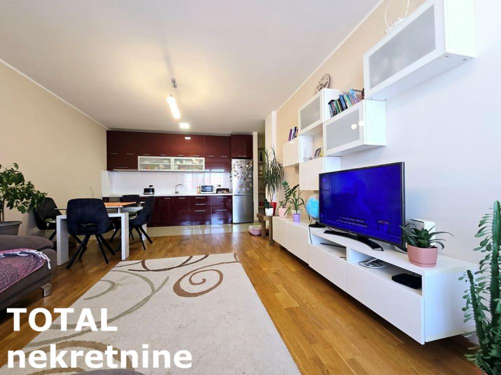 Slika 1 - Stan,NOVI SAD,NOVA DETELINARA,kv: 90.00, € 274500, ID: 1101112