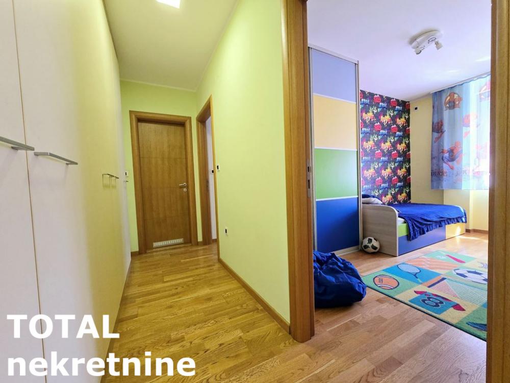 Slika 8 - Stan,NOVI SAD,NOVA DETELINARA,kv: 90.00, € 274500, ID: 1101112