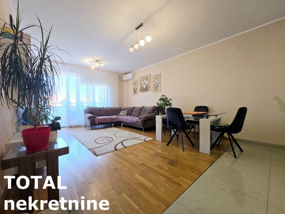 Slika 3 - Stan,NOVI SAD,NOVA DETELINARA,kv: 90.00, € 274500, ID: 1101112