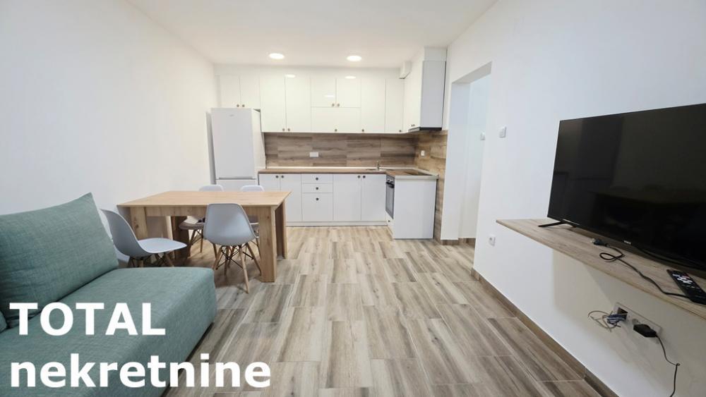 Glavna slika -Stan,NOVI SAD,ADICE,kv: 38.00, € 78000, ID: 1102527