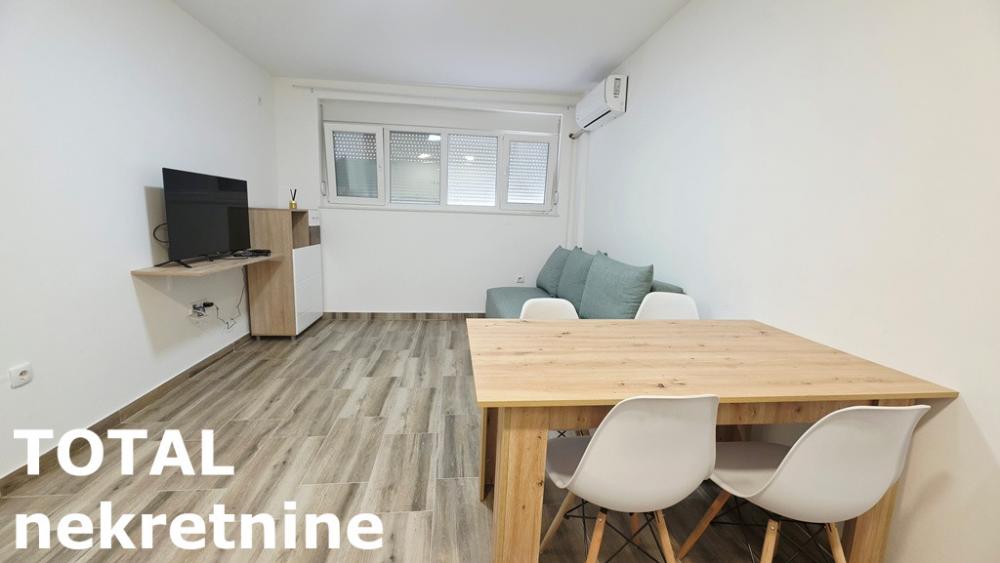 Slika 2 - Stan,NOVI SAD,ADICE,kv: 38.00, € 78000, ID: 1102527