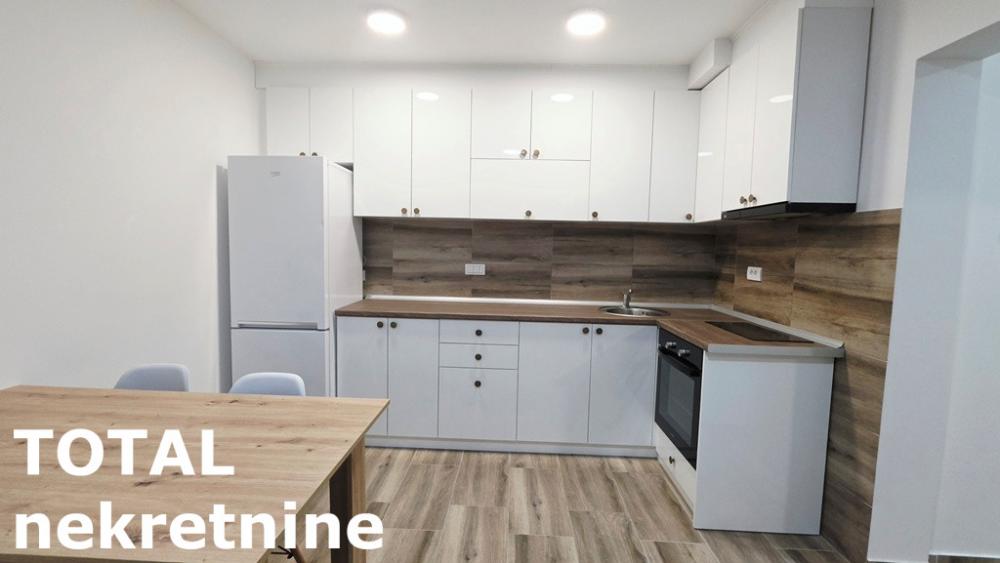 Slika 7 - Stan,NOVI SAD,ADICE,kv: 38.00, € 78000, ID: 1102527