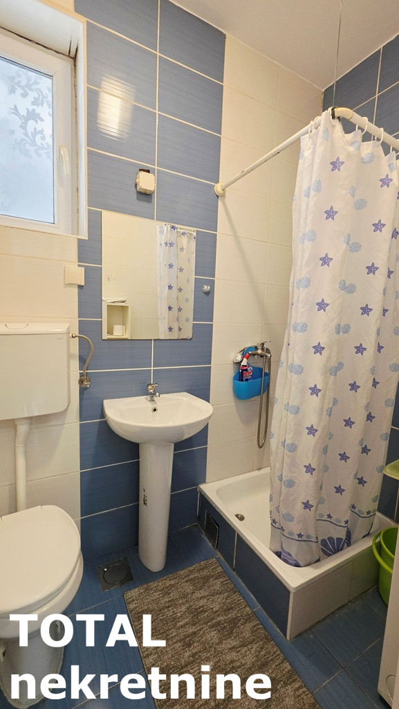 Slika 5 - Stan,NOVI SAD,CARA DUSANA,kv: 25.00, € 86000, ID: 1102530