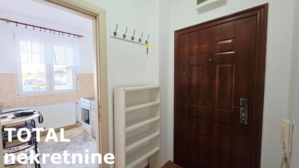 Slika 3 - Stan,NOVI SAD,CARA DUSANA,kv: 25.00, € 86000, ID: 1102530