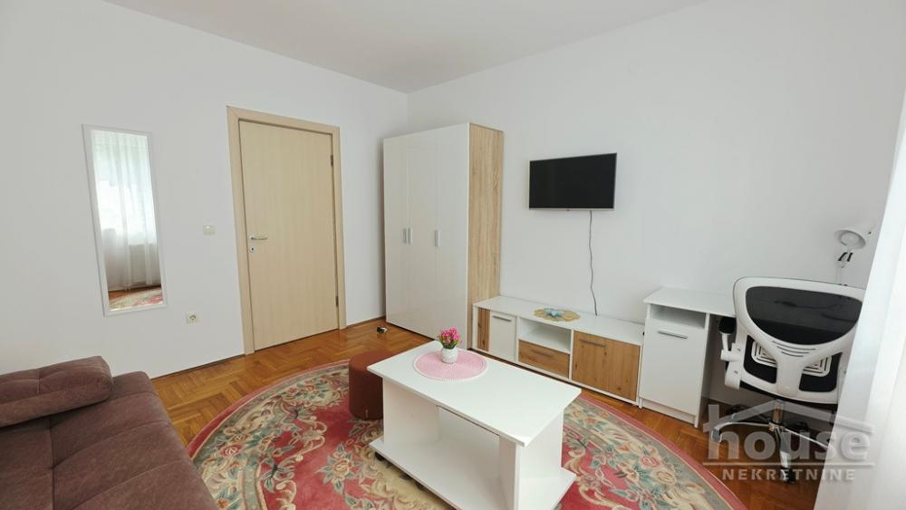 Slika 2 - Stan,NOVI SAD,CARA DUŠANA,kv: 25.00, € 84000, ID: 1065682