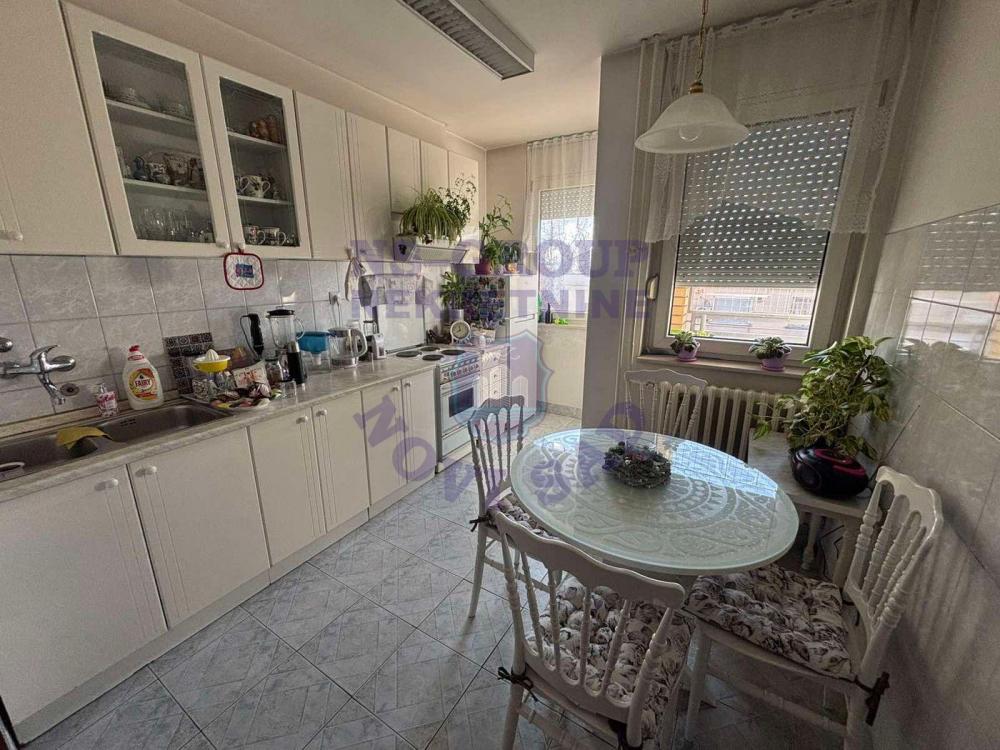 Slika 2 - 568213-Dvoiposoban-68m2-Stara detelinara