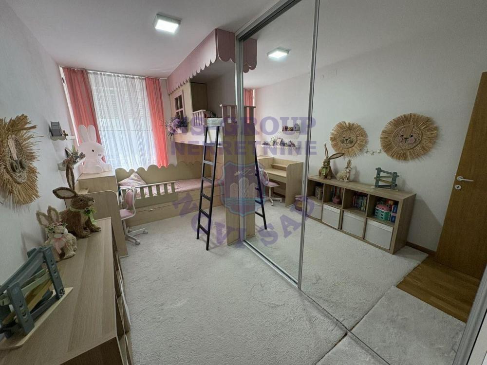 Slika 6 - Trosoban, 65m2, Nova Detelinara Novi Sad, sa terasom, ima lift