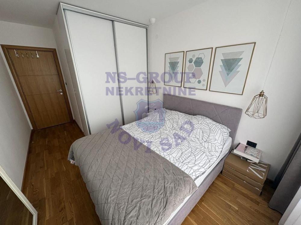 Slika 5 - Trosoban, 65m2, Nova Detelinara Novi Sad, sa terasom, ima lift