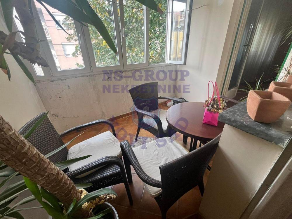 Slika 7 - Trosoban, 91m2, Grbavica Novi Sad, sa terasom