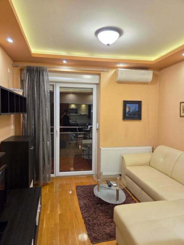 Slika 1 - Dvosoban stan 44m Jevrejska ulica Centar PRODAJE SE